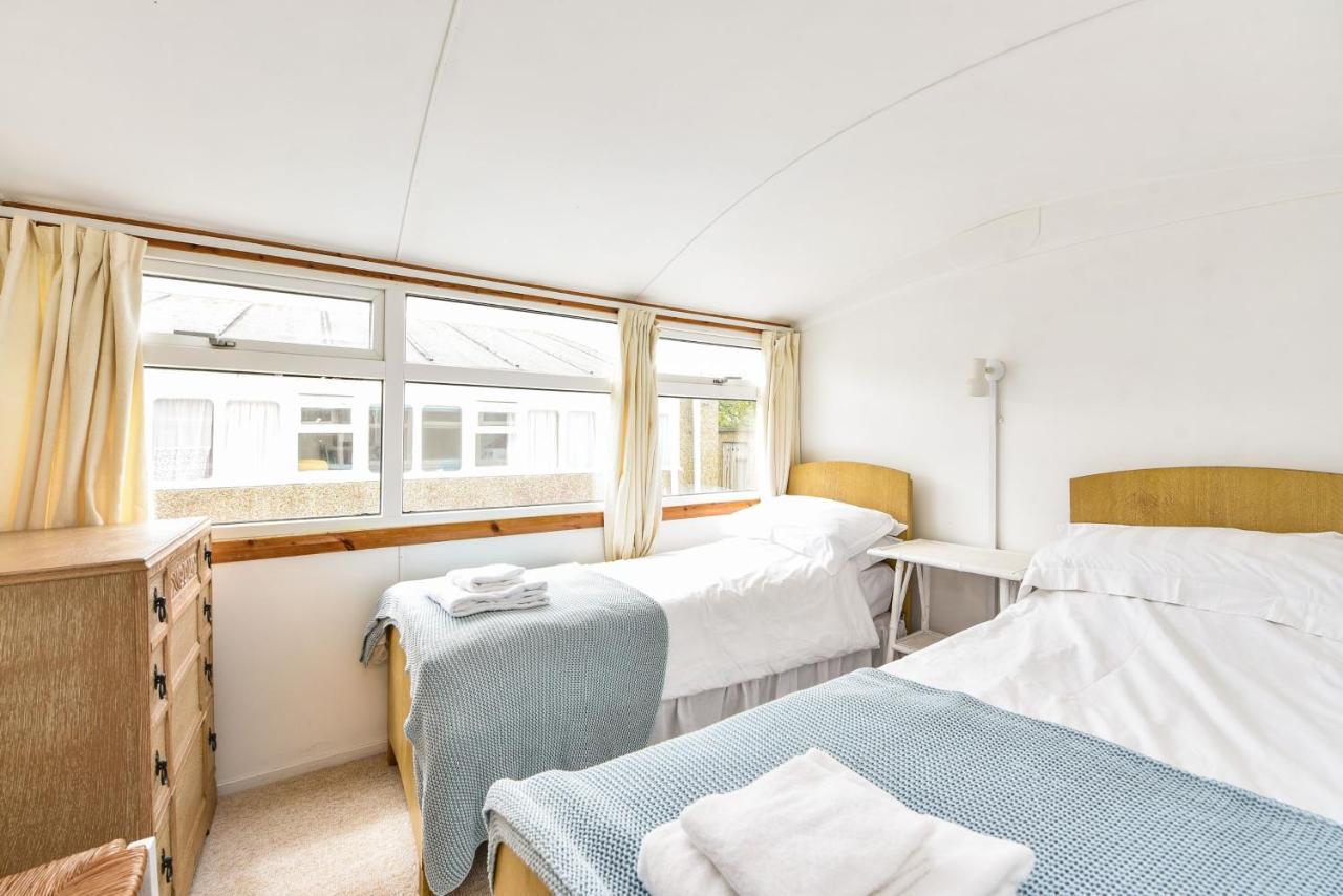 Seasidings, Pagham Villa Bagian luar foto