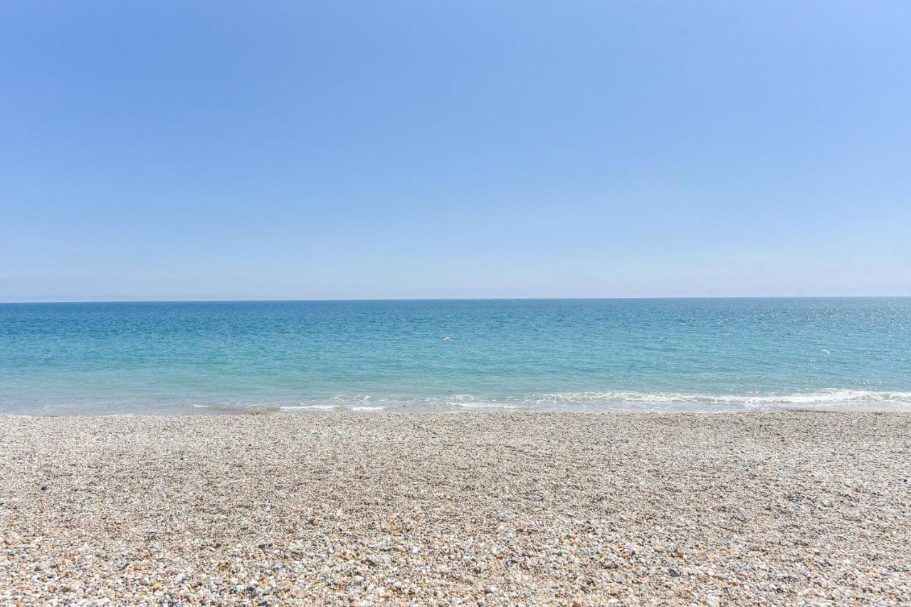 Seasidings, Pagham Villa Bagian luar foto